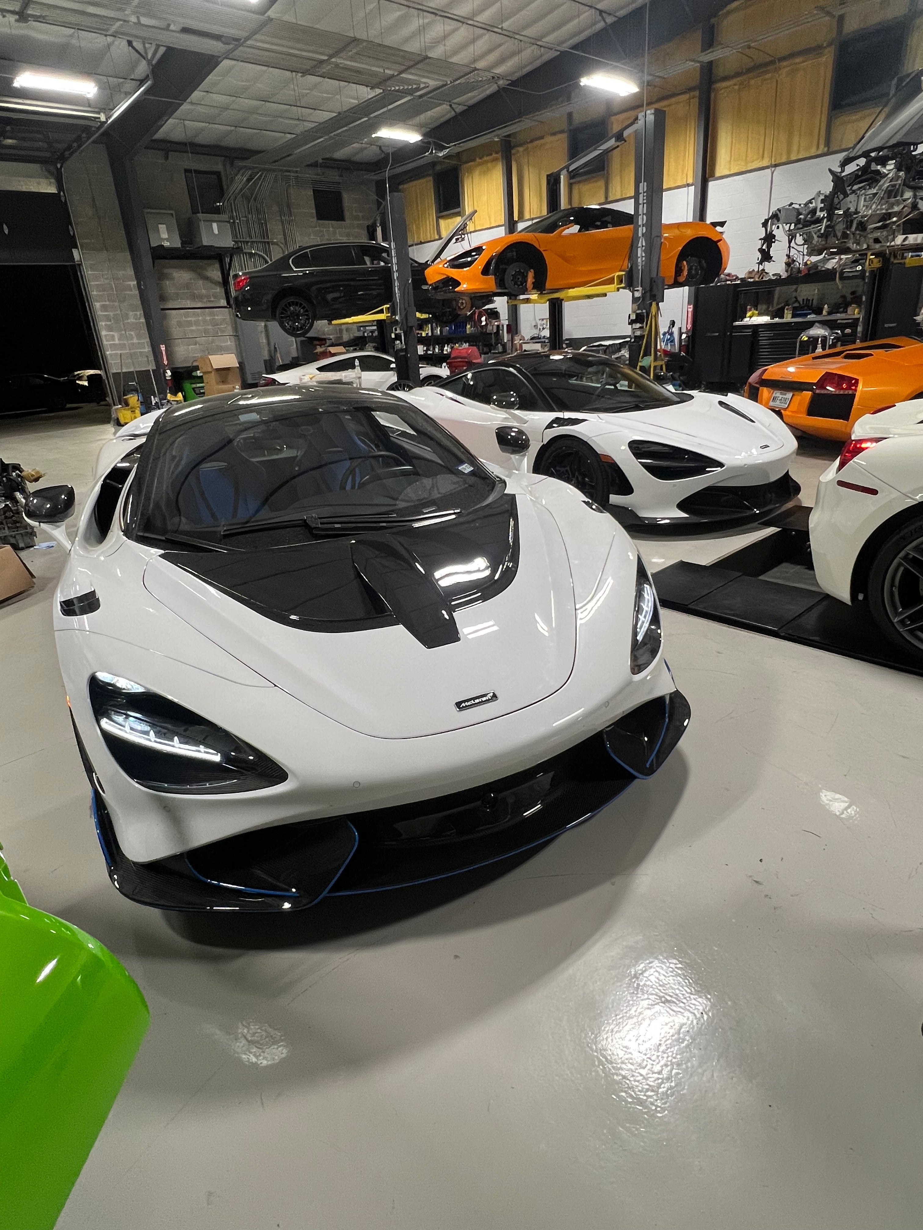765LT Novi Style Hood