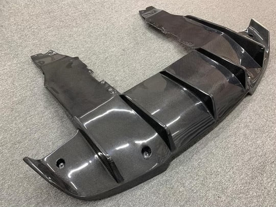 R Style Rear Diffuser